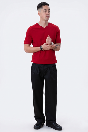 Basic T-shirt με λαιμόκοψη σε κόκκινο χρώμα
