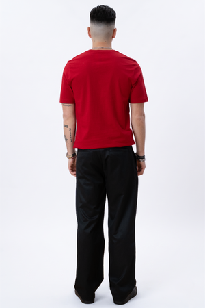 Basic T-shirt με λαιμόκοψη σε κόκκινο χρώμα