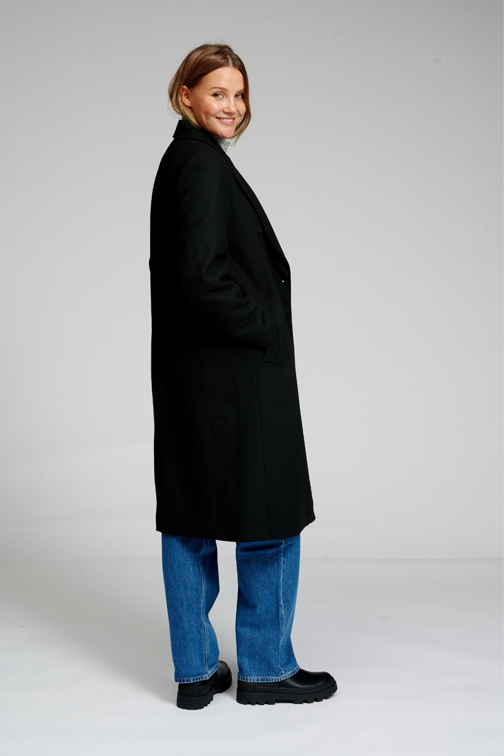 Classic Wool Coat - Black