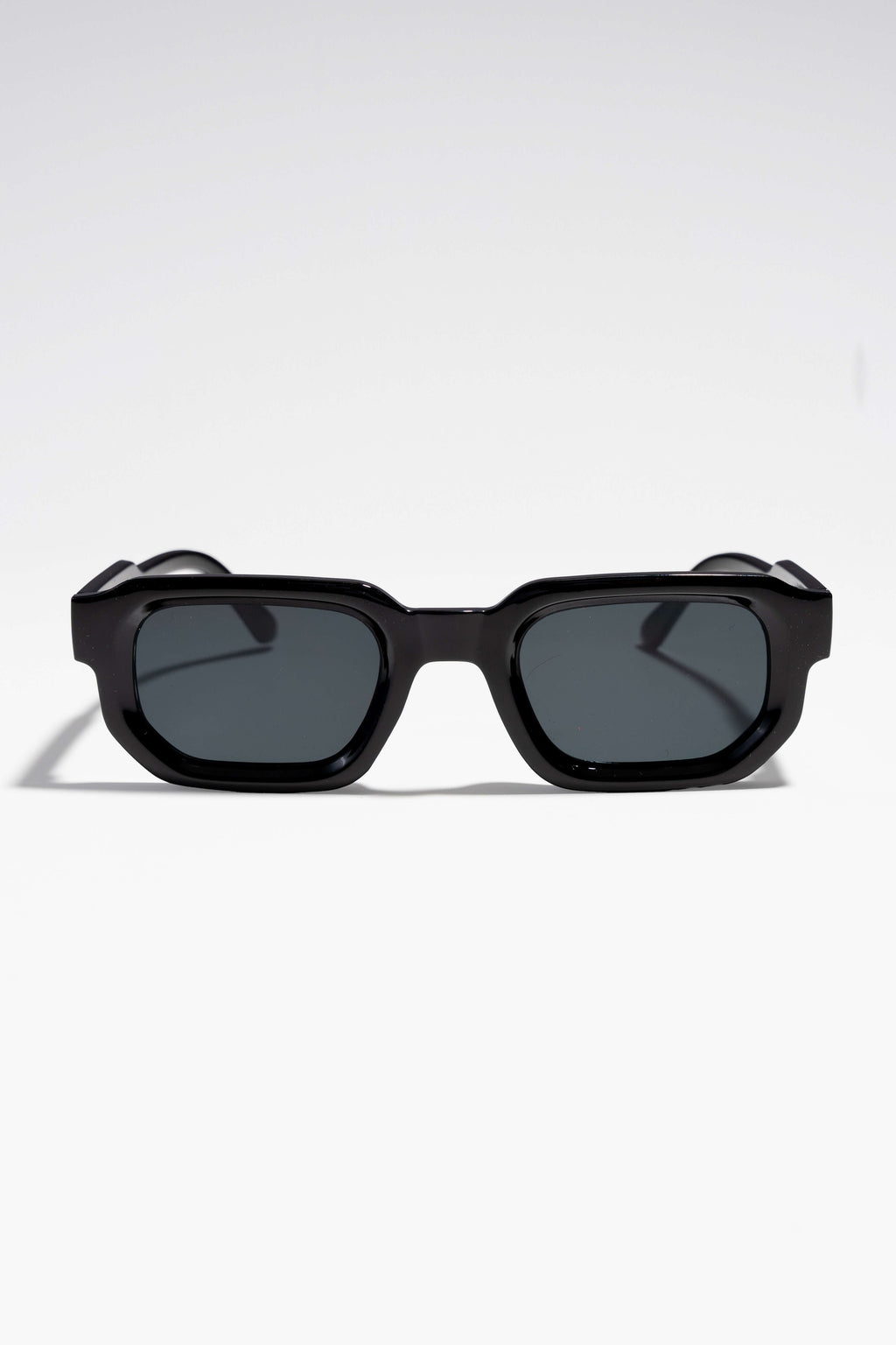 Izzy Sunglasses - Black/Black