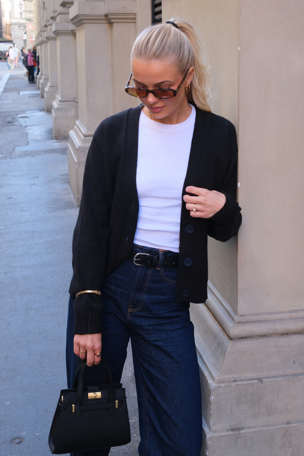 Knitted Cardigan - Black