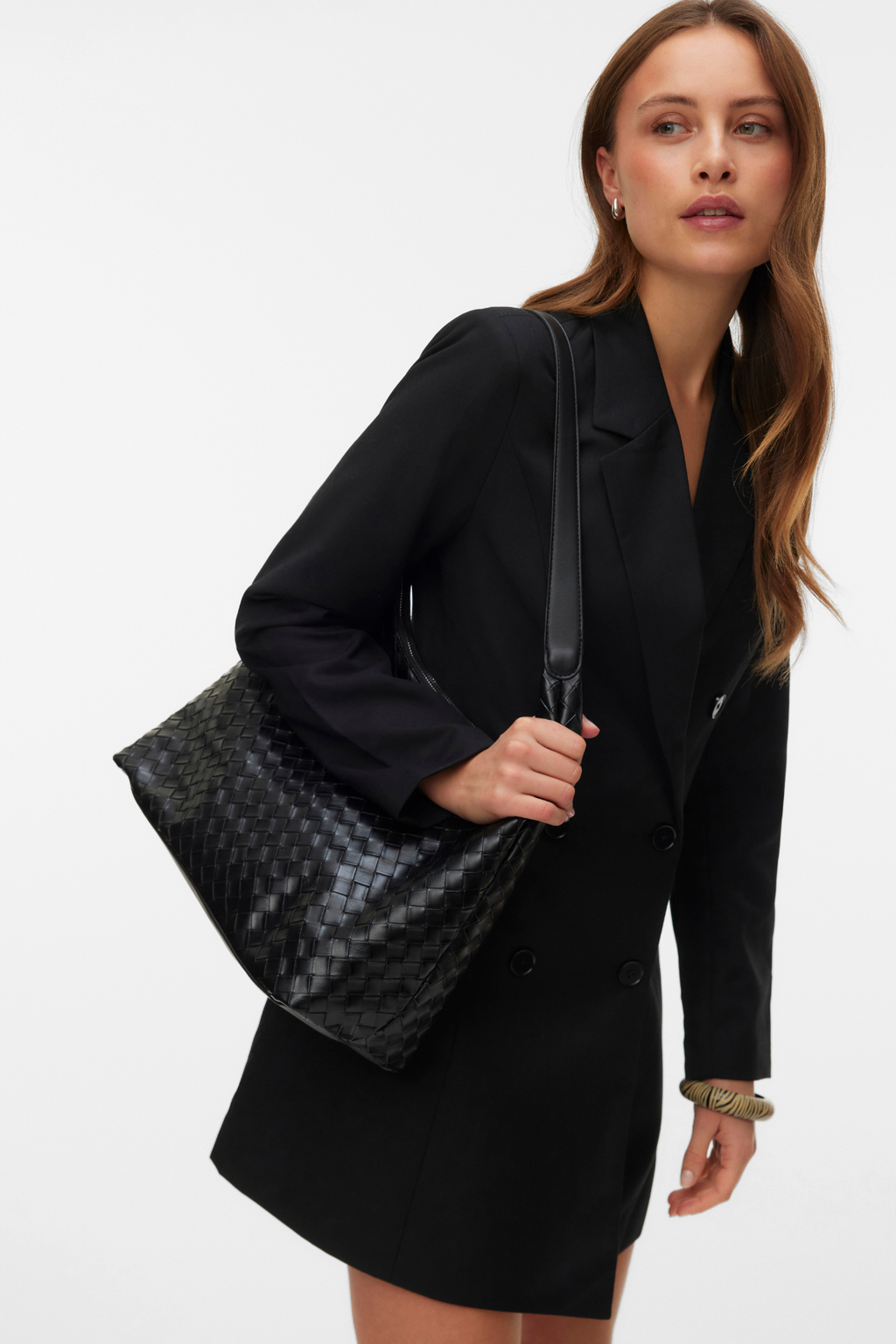 Φόρεμα με τολμηρό φόρεμα - μαύρο