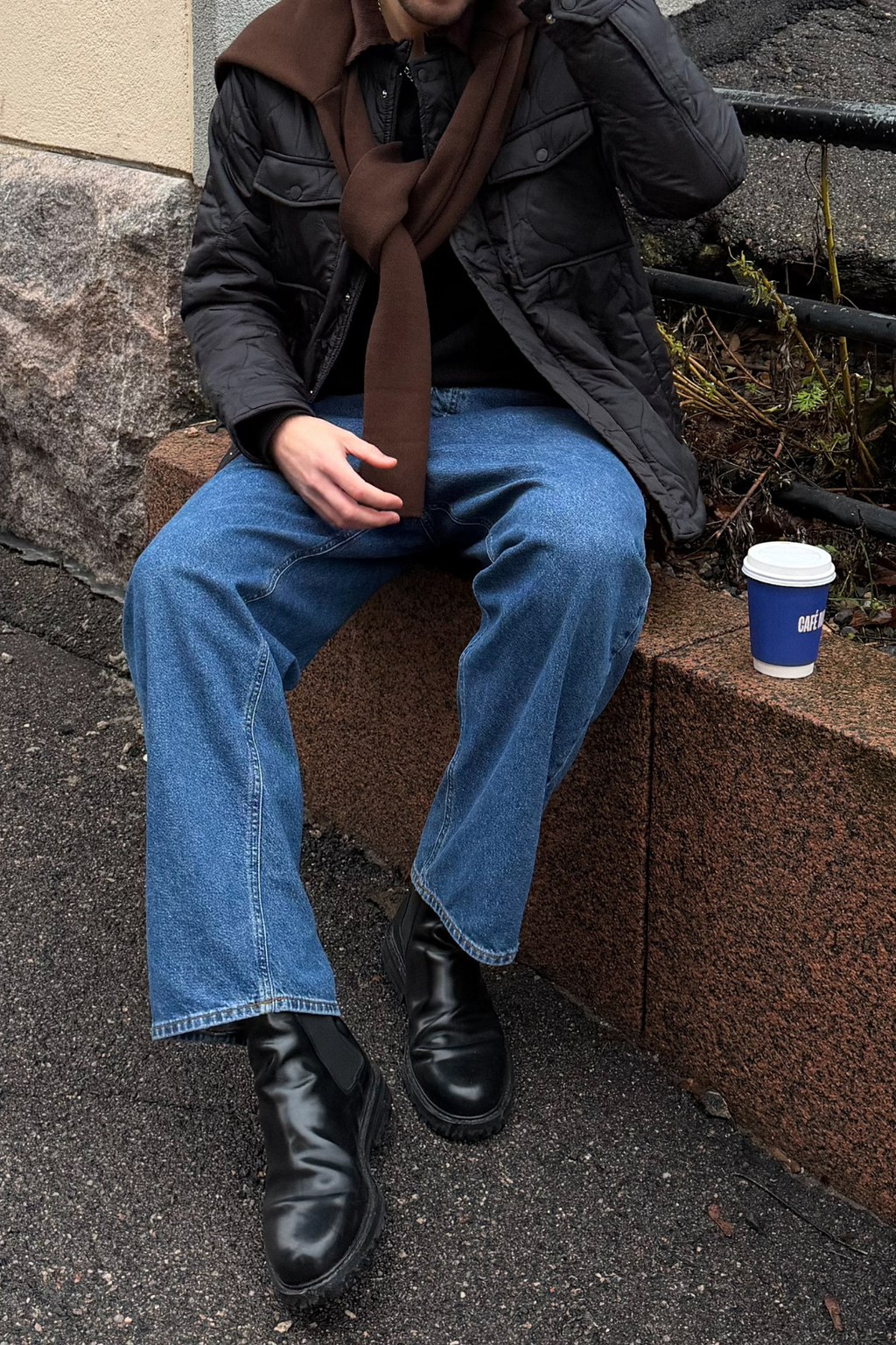 Χαλαρά τζιν προσαρμογής - σκούρο μπλε denim