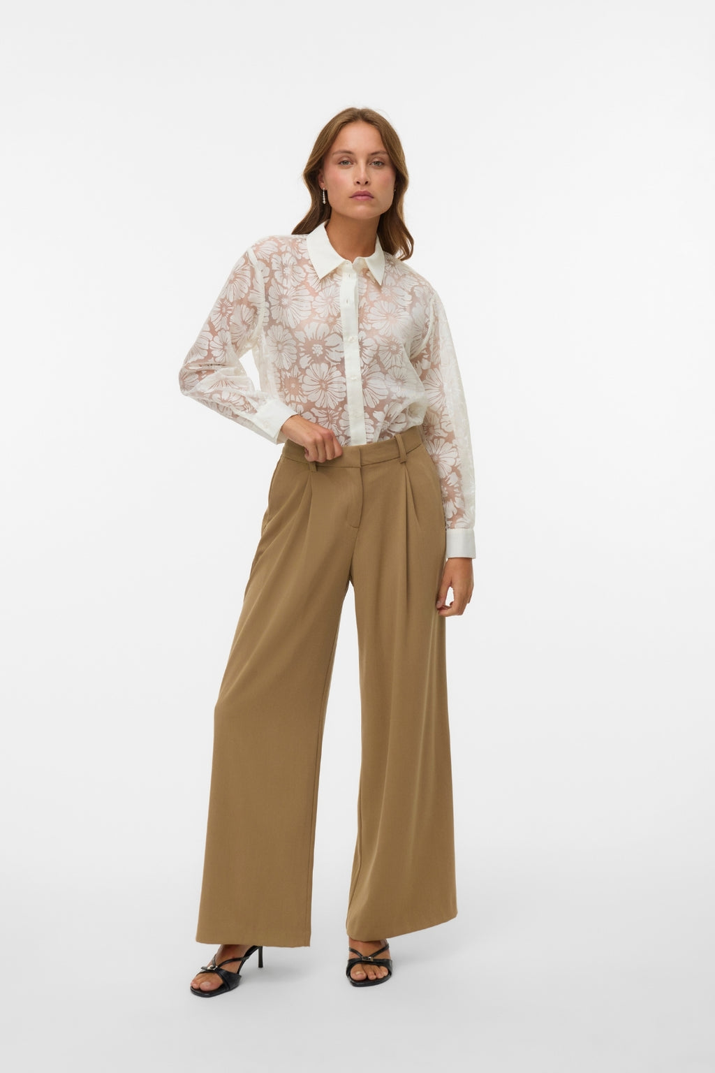 Kova Shirt - Cloud Dancer