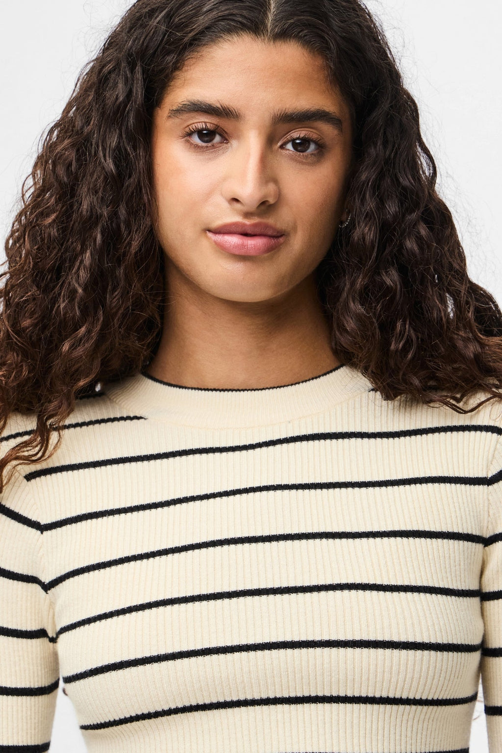 Mira New O-Neck Knit - Σημύδα/Μαύρο