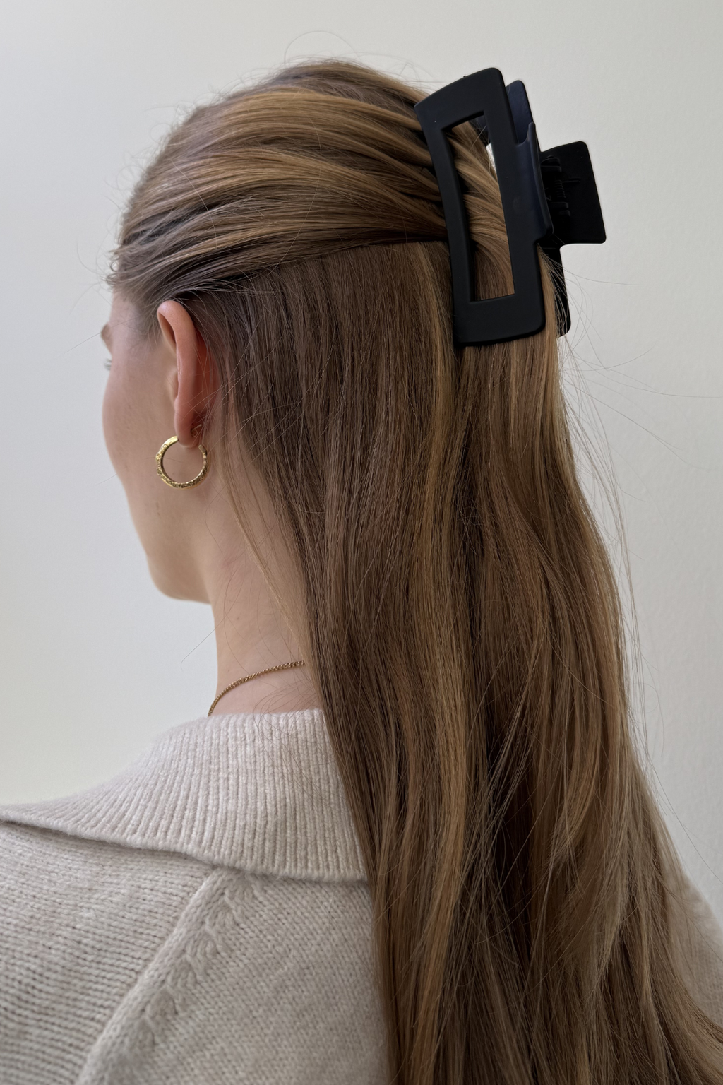 Lina Hair Clip - Black