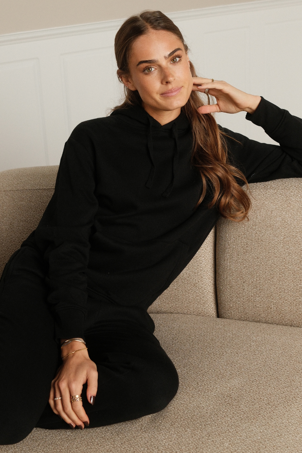 Essential Hoodie - Μαύρο