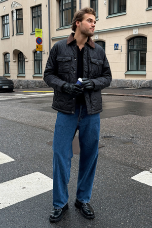 Χαλαρά τζιν προσαρμογής - σκούρο μπλε denim