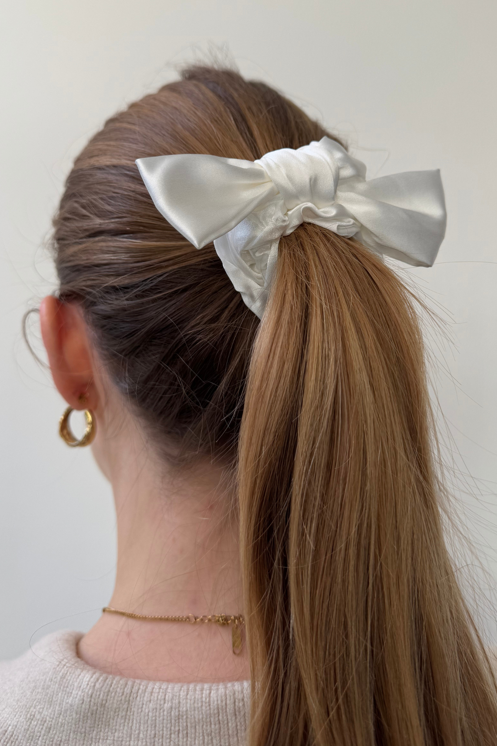 Bow Scrunchie - White