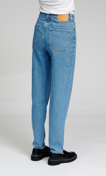 The Original Performance Mom Jeans - Light Blue Denim