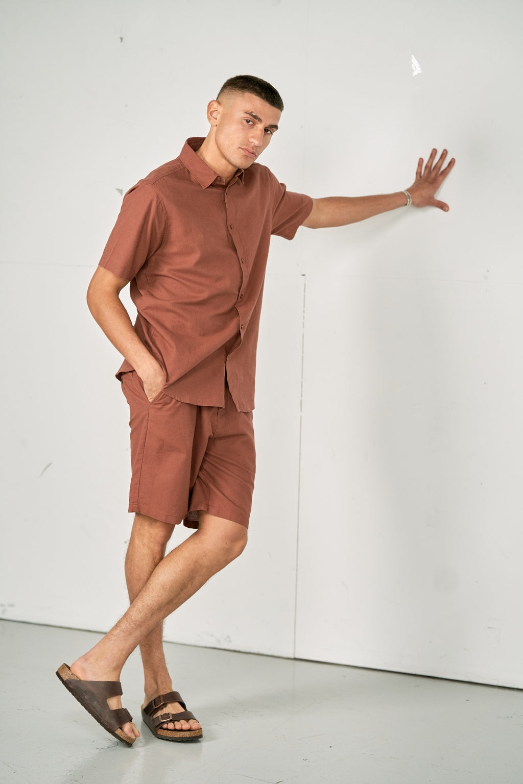Σεντόνιο πουκάμισο με κοντό μανίκι + λινά Shorts - Terracotta (πακέτο)