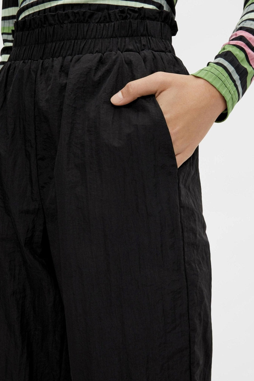 Silena High-Waisted Pants - Black