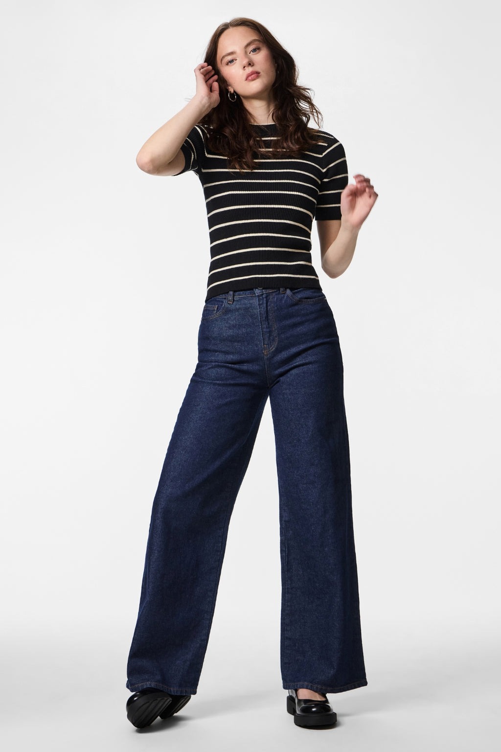 Mira O-Neck Knit - Μαύρη Σημύδα