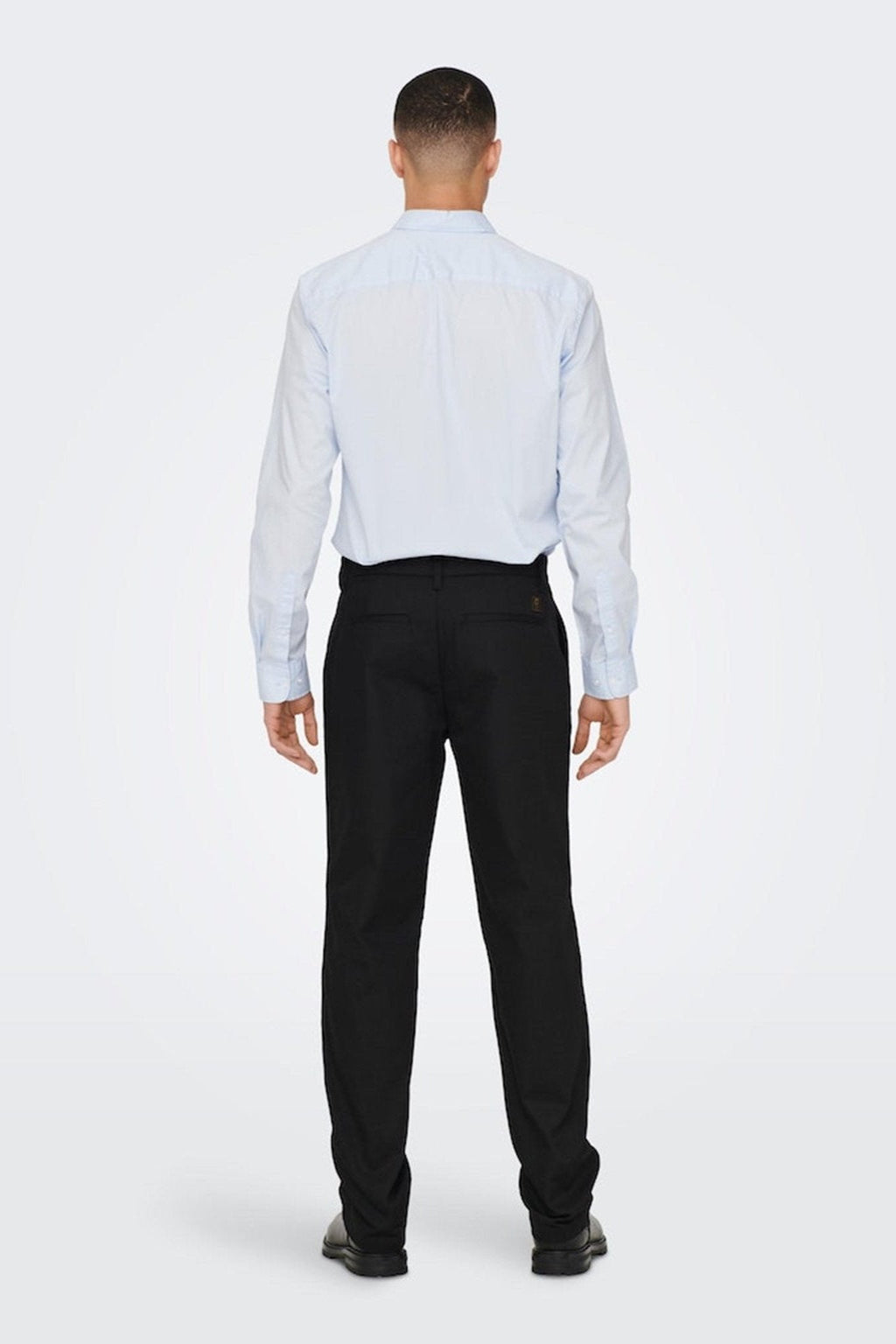 Edge Chino Bukser - Ταξινόμηση