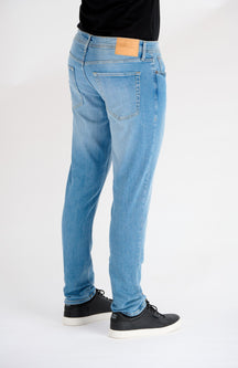 The Original Performance Jeans (Slim) - Light Blue Denim