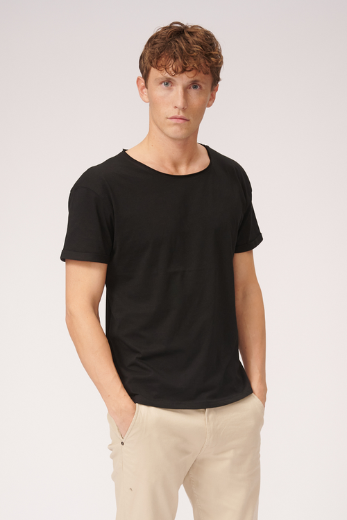 T -shirt του Raw Neck - Black