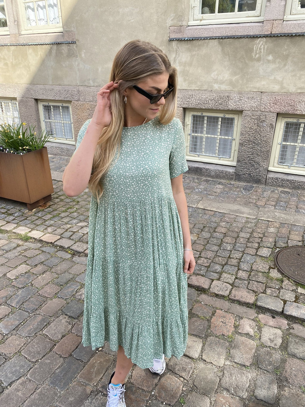 Abigail Life Midi Dress - Chinois Green