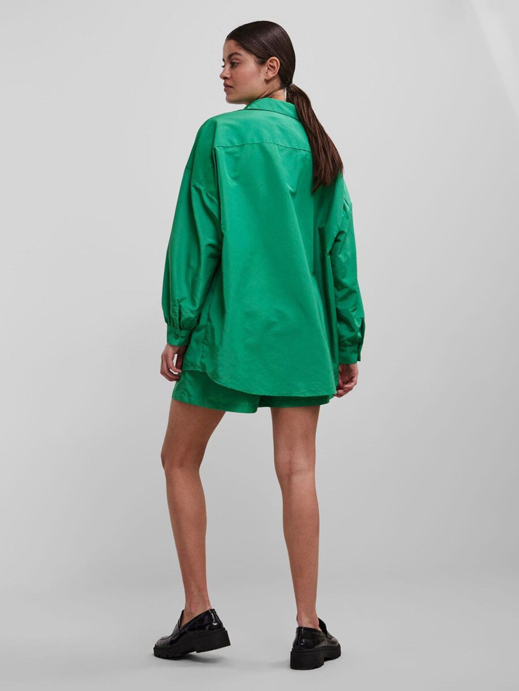 Chrilina Oversized Shirt - Simple Green