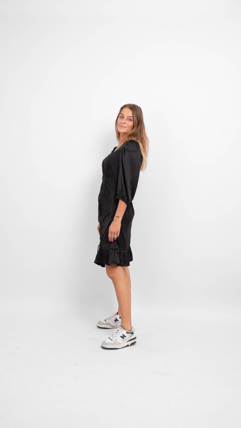 Essi 3/4 Short Dress - Black