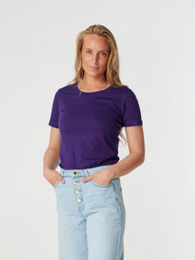 Τοποθετημένο μπλουζάκι-μοβ